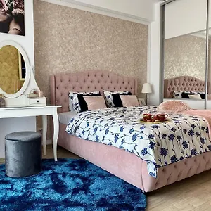 bucharest-central-studio-mall-vitan.bucharesthotelsnow.com/